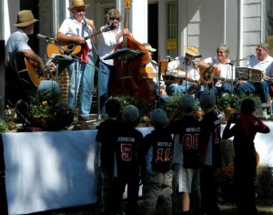 Kids enjoying the Music